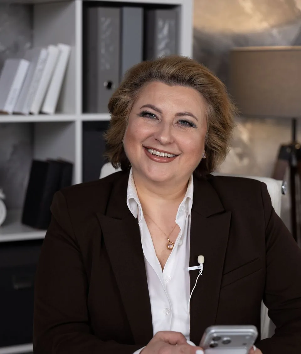 Ірина Новосельська у своєму офісі